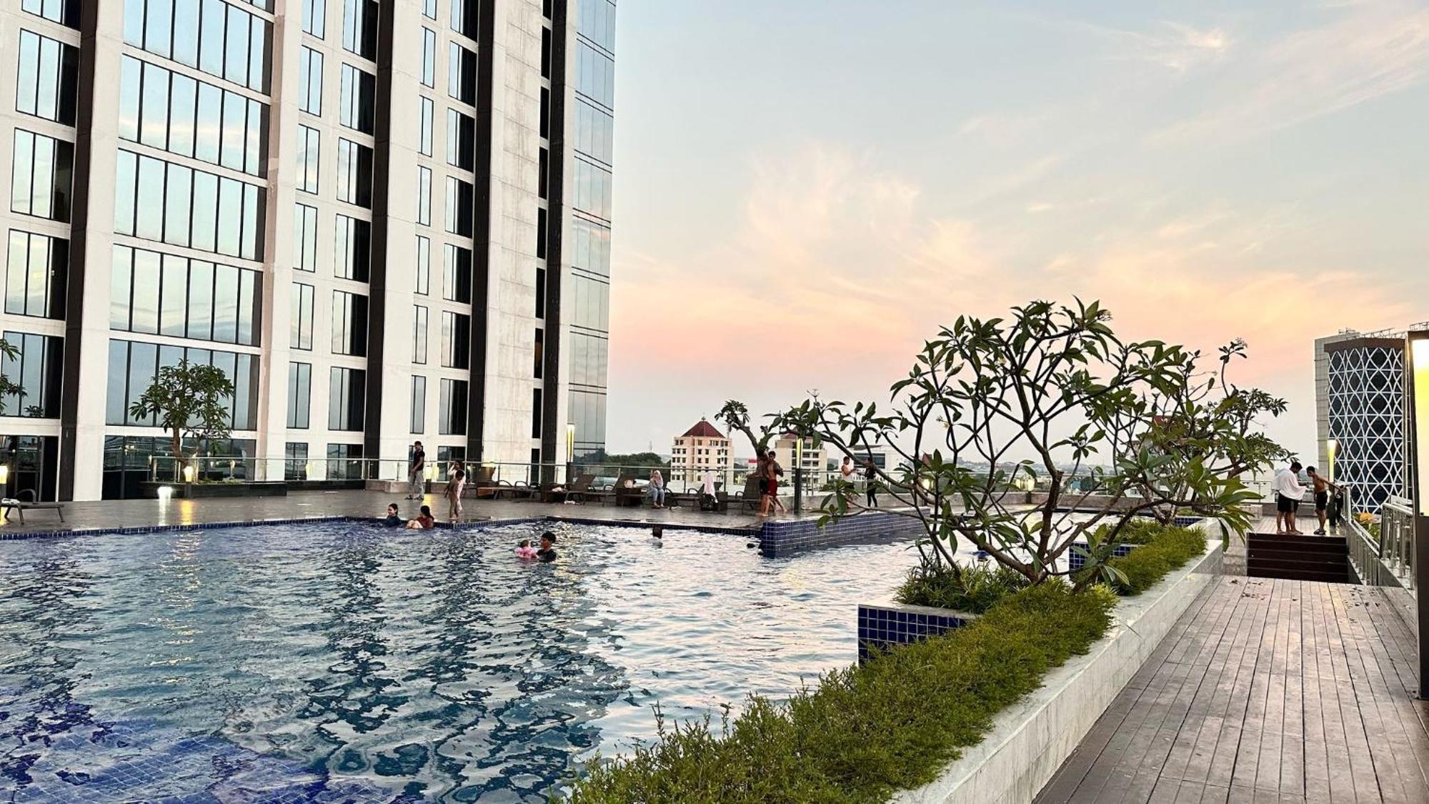 Zahra Sea View Cozy 2bdr Pollux Habibie Batam